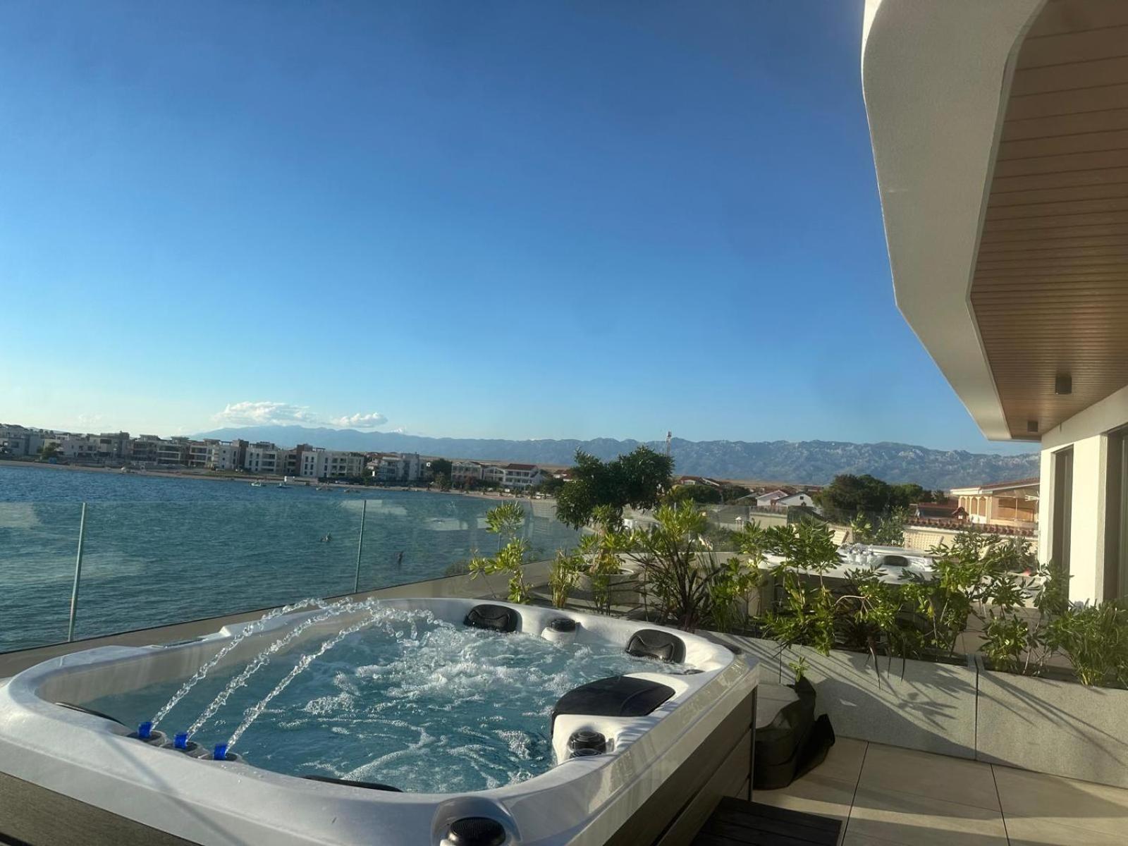 Apartments Dernaj Vir Luaran gambar