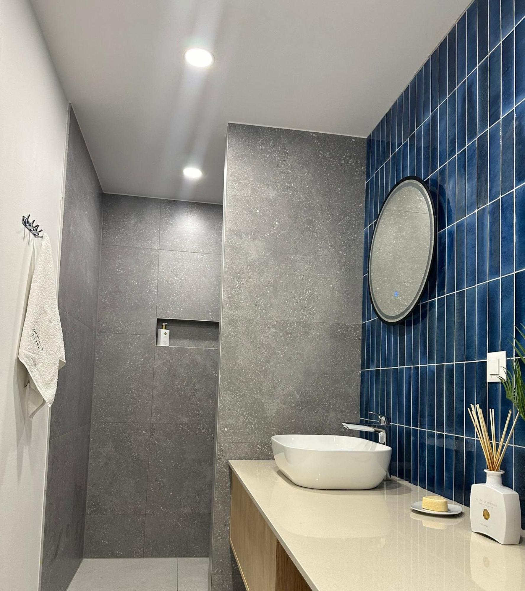 Apartments Dernaj Vir Luaran gambar
